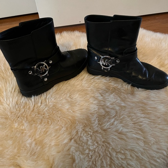 Michael Kors Fulton Biker Booties - Picture 3 of 6